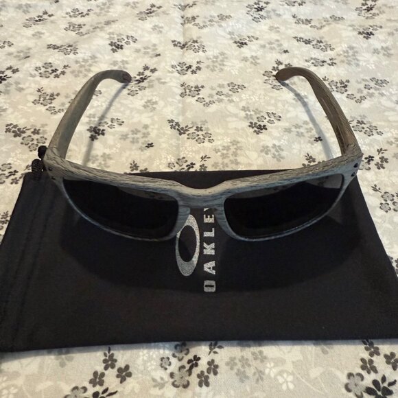 Oakley Sunglasses Holbrook Woodgrain Prizm Polarized 9102 ✨️ NEW✨️ - Picture 4 of 9